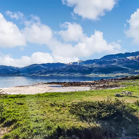 بيت للعطل Pet Friendly In Hol I Tjeldsund