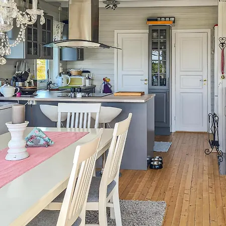 بيت للعطل Pet Friendly In Hol I Tjeldsund Kjerstad (Troms)